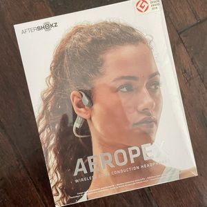 Aeropex aftershokz headphones.